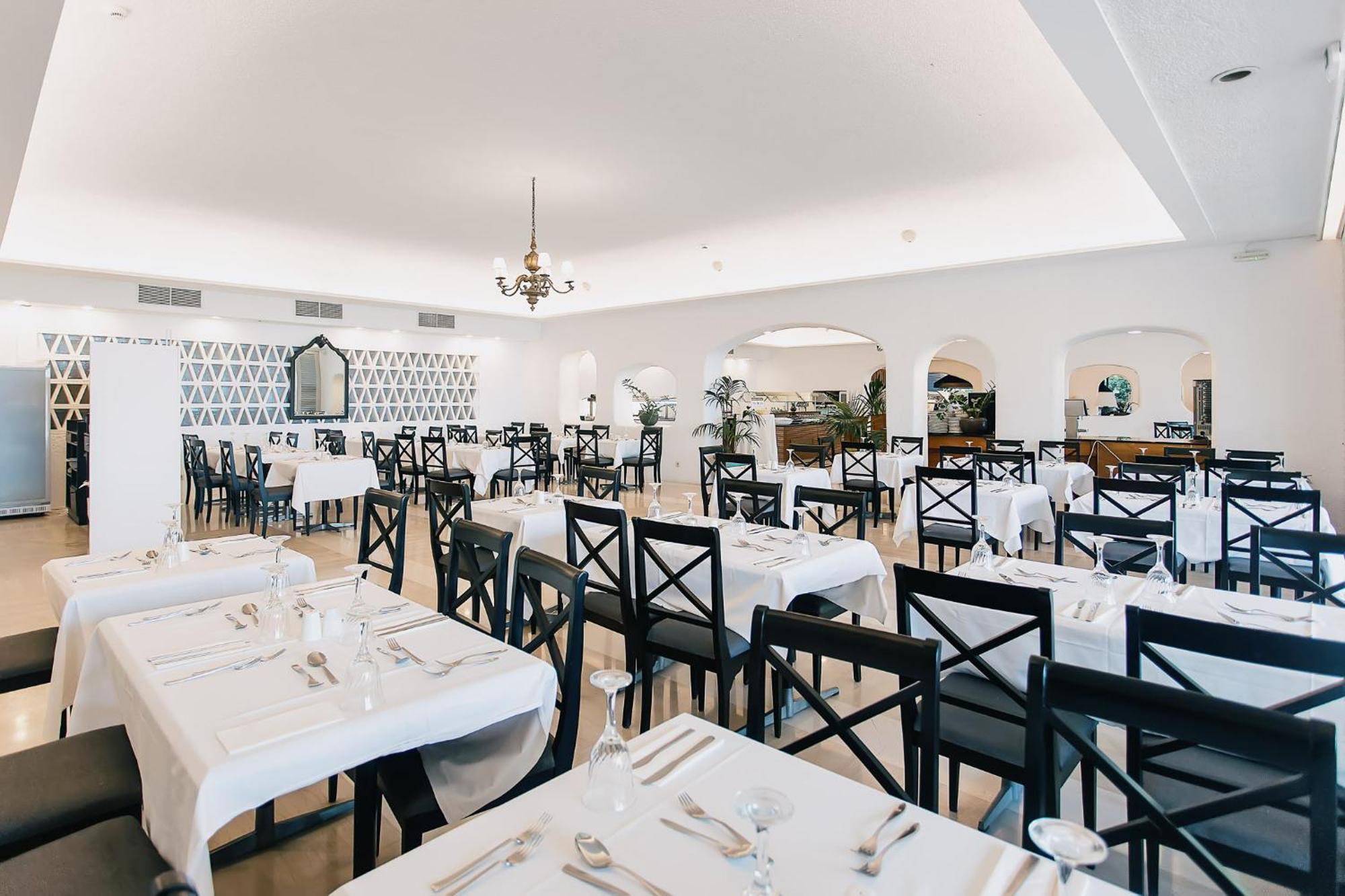 Corfu Holiday Palace Perama  Luaran gambar The restaurant