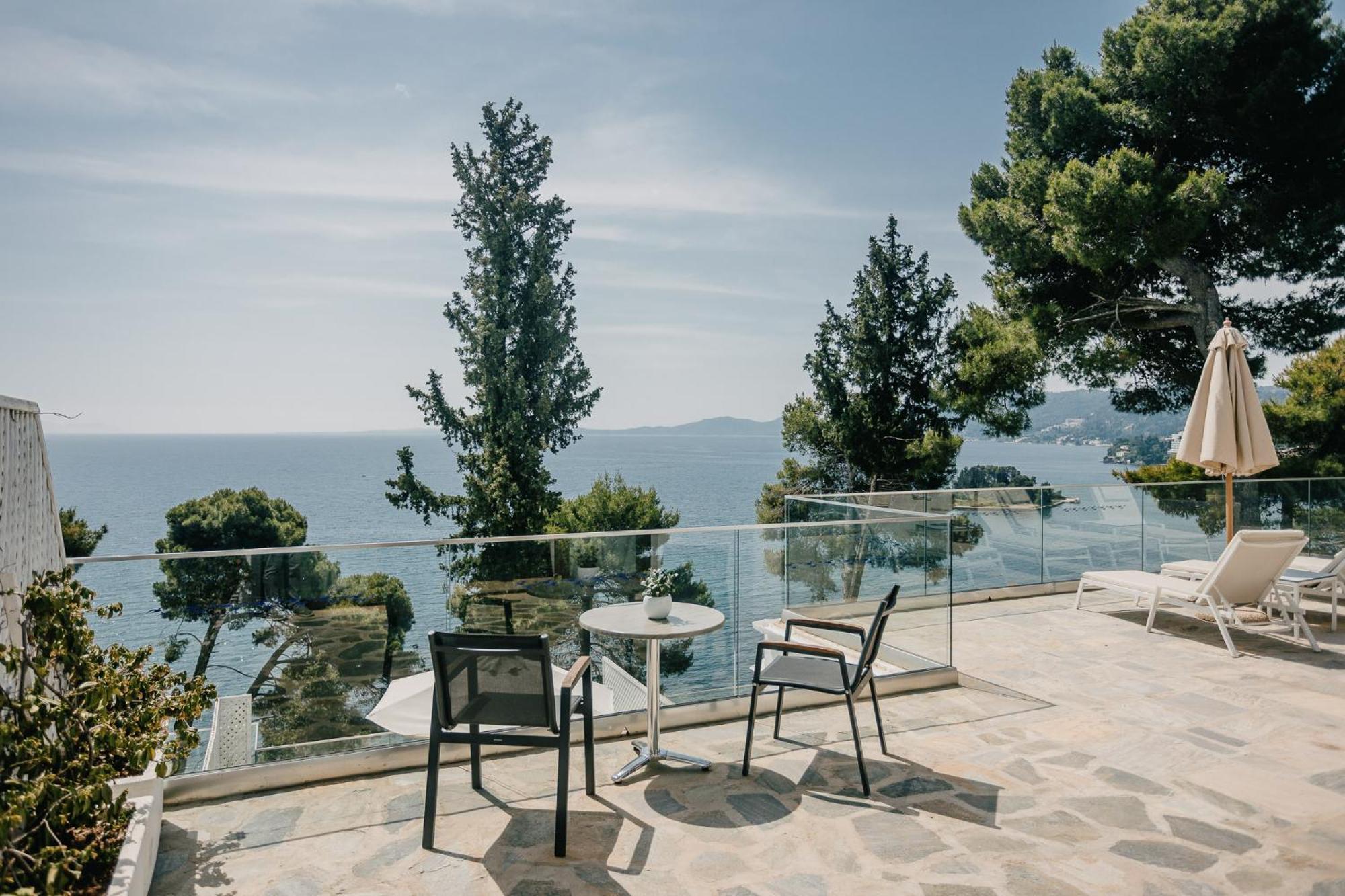 Corfu Holiday Palace Perama  Luaran gambar View from the hotel