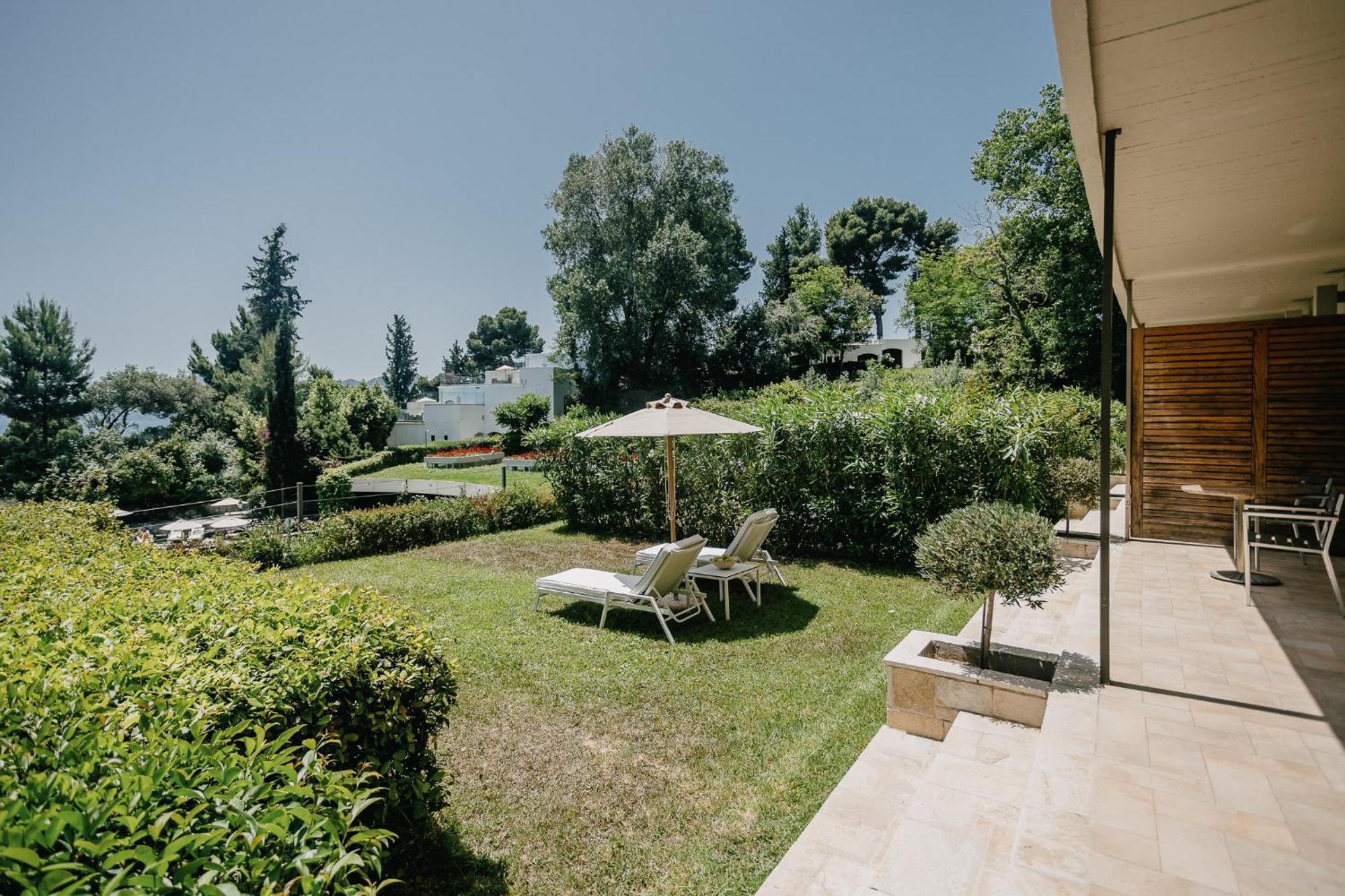 Corfu Holiday Palace Perama  Luaran gambar Villa in the resort